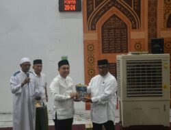 Tim Safari Ramadhan Pemerintah Aceh Kunjungi Masjid Agung Darul Fallah Kota Langsa