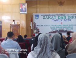 Pemko Langsa melalui Baitul Mal Langsa menyalurkan Zakat Senif Fakir dan Miskin Tahun 2024, yang dilaksanakan di Aula Cakra Donya, Kota Langsa, Rabu (3/4/2024)