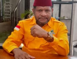 Hendrik Yance Udam Politisi Muda Golkar Desak Airlangga Mundur Dari Ketua Umum Golkar