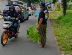 Inisiatif warga membuat zebra cross di jalan rawan kecelakaan